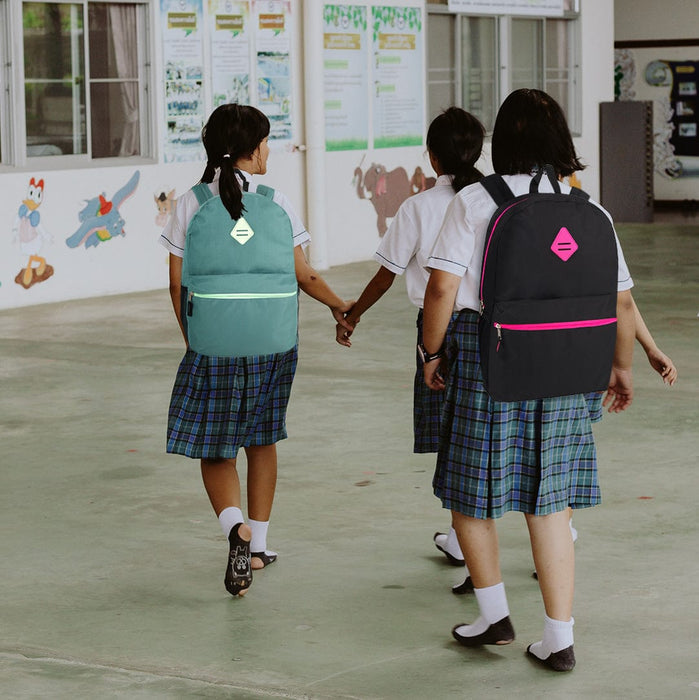 19 Inch Backpack With Side Mesh Pockets - Girls Colors - BagsInBulk.ca